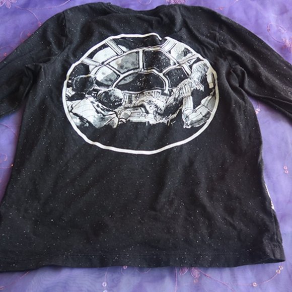 GAP kids Starwars moon spaceship long sleeved tee in black and white size small. - Picture 4 of 5